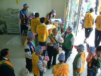 1025_008.JPG (124740 bytes)