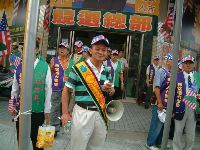 1025_027.JPG (142395 bytes)