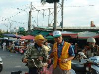 1029_020.JPG (127394 bytes)