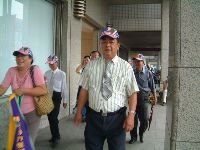 1031_011.JPG (108681 bytes)