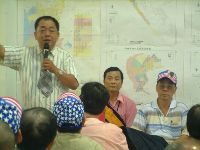 1031_051.JPG (88070 bytes)