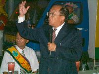 1101_022.JPG (121344 bytes)