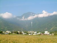 1110_042.JPG (77397 bytes)