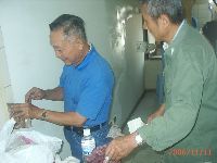 1112_004.JPG (87308 bytes)