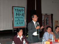 1112_002.JPG (48610 bytes)