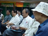 1119_071.JPG (56575 bytes)