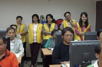 1125-1_035.JPG (75767 bytes)