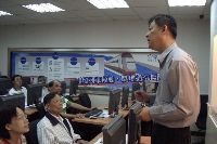 1125-1_045.JPG (84128 bytes)