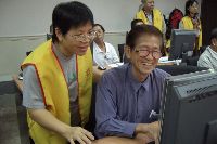 1125-1_060.JPG (77134 bytes)