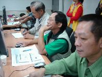 1209_038.JPG (104279 bytes)