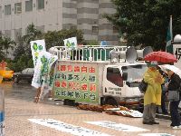 1214_002.JPG (136945 bytes)