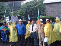 1214_004.JPG (130248 bytes)