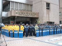 1214_006.JPG (132389 bytes)