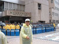 1214_007.JPG (129904 bytes)