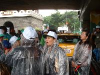 1214_017.JPG (132850 bytes)