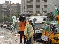 1214_020.JPG (141320 bytes)