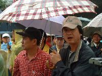 1214_052.JPG (128306 bytes)