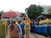 1214_079.JPG (116910 bytes)