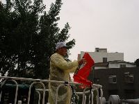 1214_082.JPG (107069 bytes)