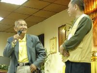 1224_065.JPG (87399 bytes)