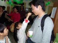 1224_090.JPG (104931 bytes)