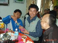 0127_084.JPG (127237 bytes)