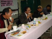 0204_045.JPG (98110 bytes)