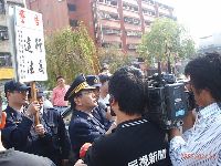 0214_049.JPG (144608 bytes)