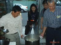 0220_080.JPG (111943 bytes)