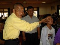 0221_068.JPG (82962 bytes)