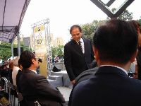 0228Taipei_065.JPG (91826 bytes)