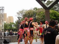 0228Taipei_068.JPG (137277 bytes)