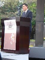 0228Taipei_075.JPG (101185 bytes)