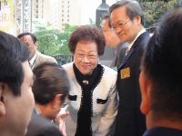 0228Taipei_076.JPG (86717 bytes)