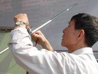 0228_092.JPG (76799 bytes)