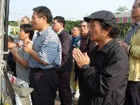 0228_107.JPG (120840 bytes)