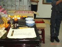 0304_017.JPG (107000 bytes)