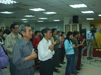 0304_021.JPG (102683 bytes)