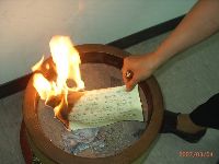 0304_029.JPG (80942 bytes)