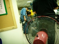 0327_031.JPG (105580 bytes)