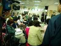 0327_054.JPG (125630 bytes)