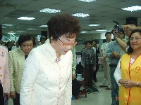 0327_069.JPG (107587 bytes)