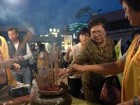 0415_022.JPG (107303 bytes)