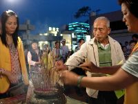 0415_025.JPG (98728 bytes)