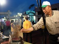 0415_028.JPG (101758 bytes)