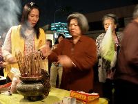 0415_068.JPG (103745 bytes)