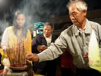 0415_070.JPG (99749 bytes)