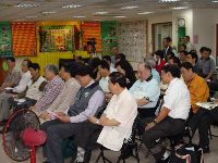 0415_012.JPG (122072 bytes)