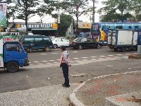 0420_003.JPG (147171 bytes)