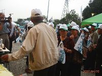 0420_016.JPG (110593 bytes)